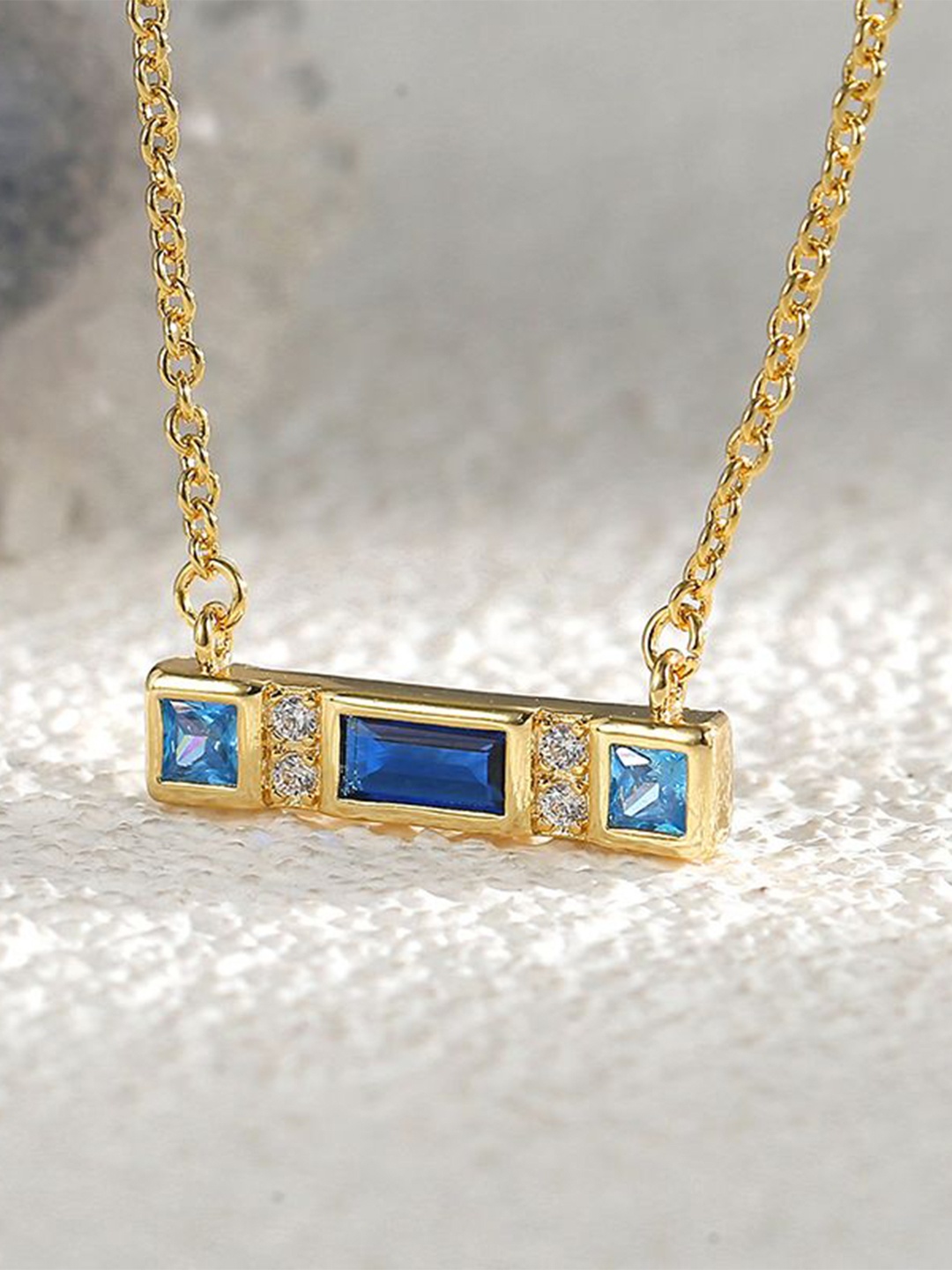 

Just Lil Things Stone Studded Chain, Gold