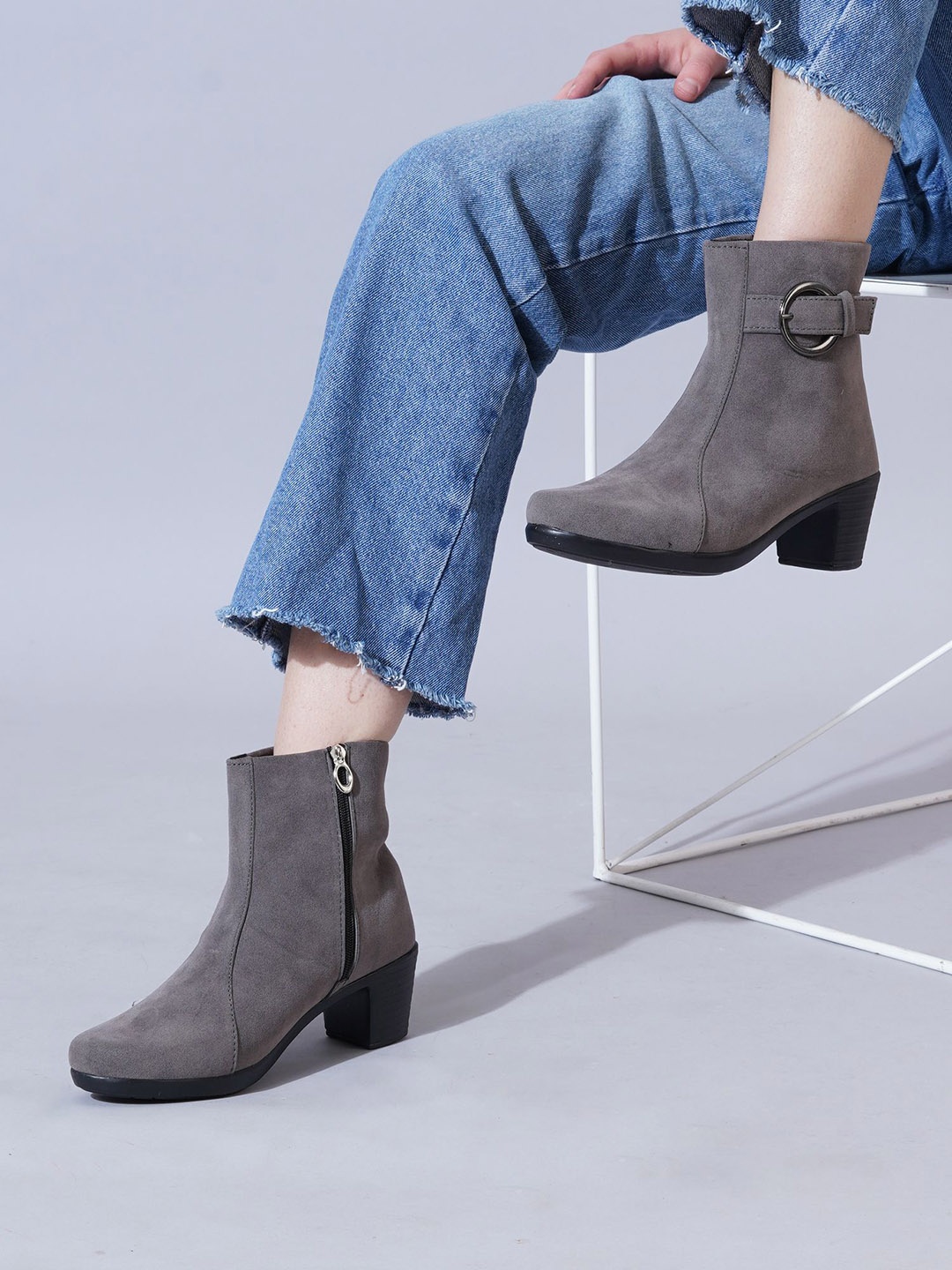 

PLANET WALK Women Round Toe Block Heeled Mid-Top Boots, Grey