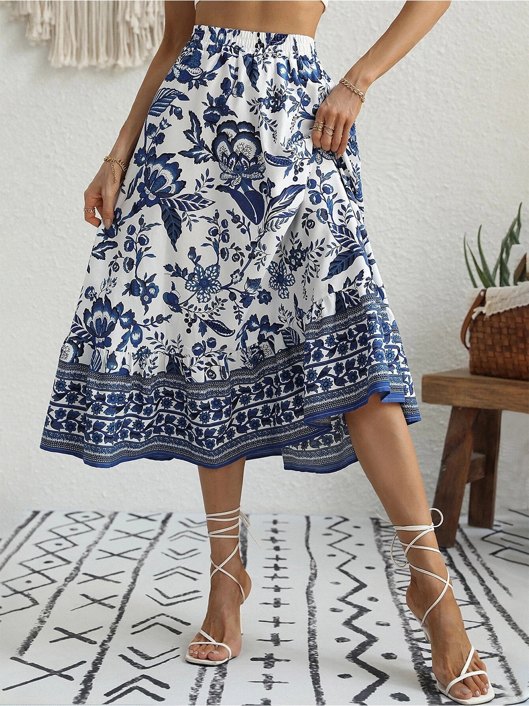 

Taswak Women Floral Printed Flared Midi Skirt, White