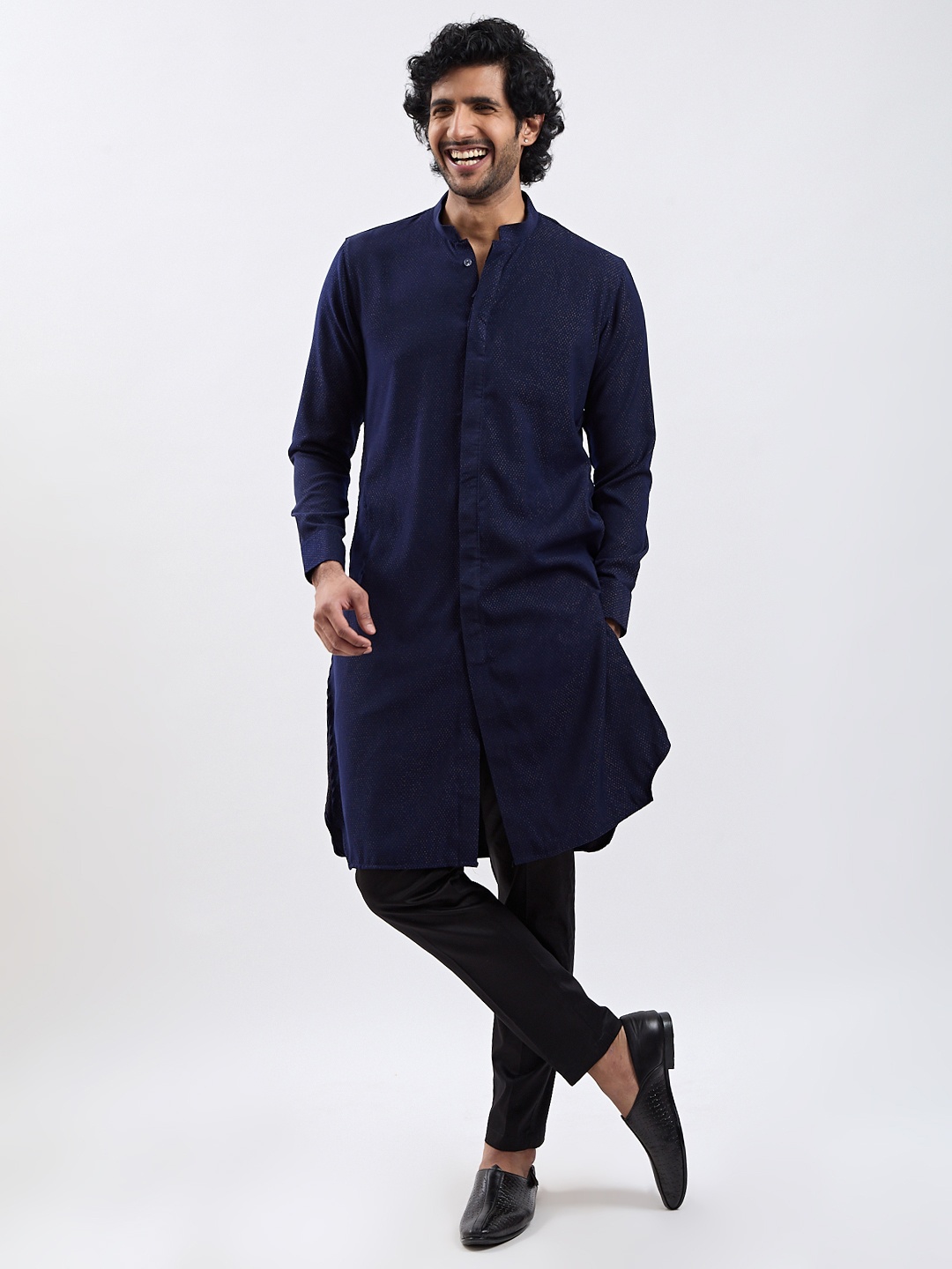 

VASTRAMAY Men Regular Kurta with Trousers, Navy blue