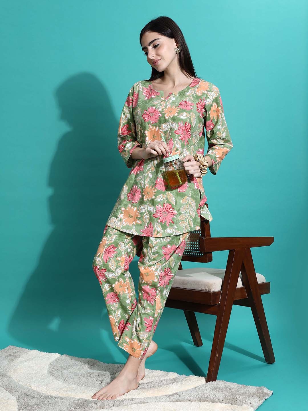 

9shines Label Notch Neck Printed Pure Cotton Top With Trouser, Green