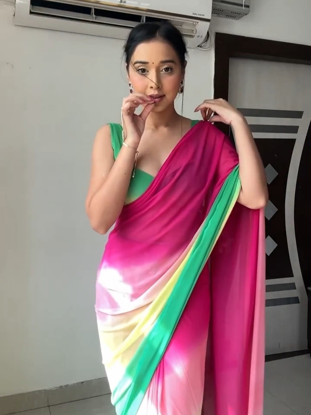 

KAYOMMI Ombre Pure Georgette Ready to Wear Holi Saree, Pink