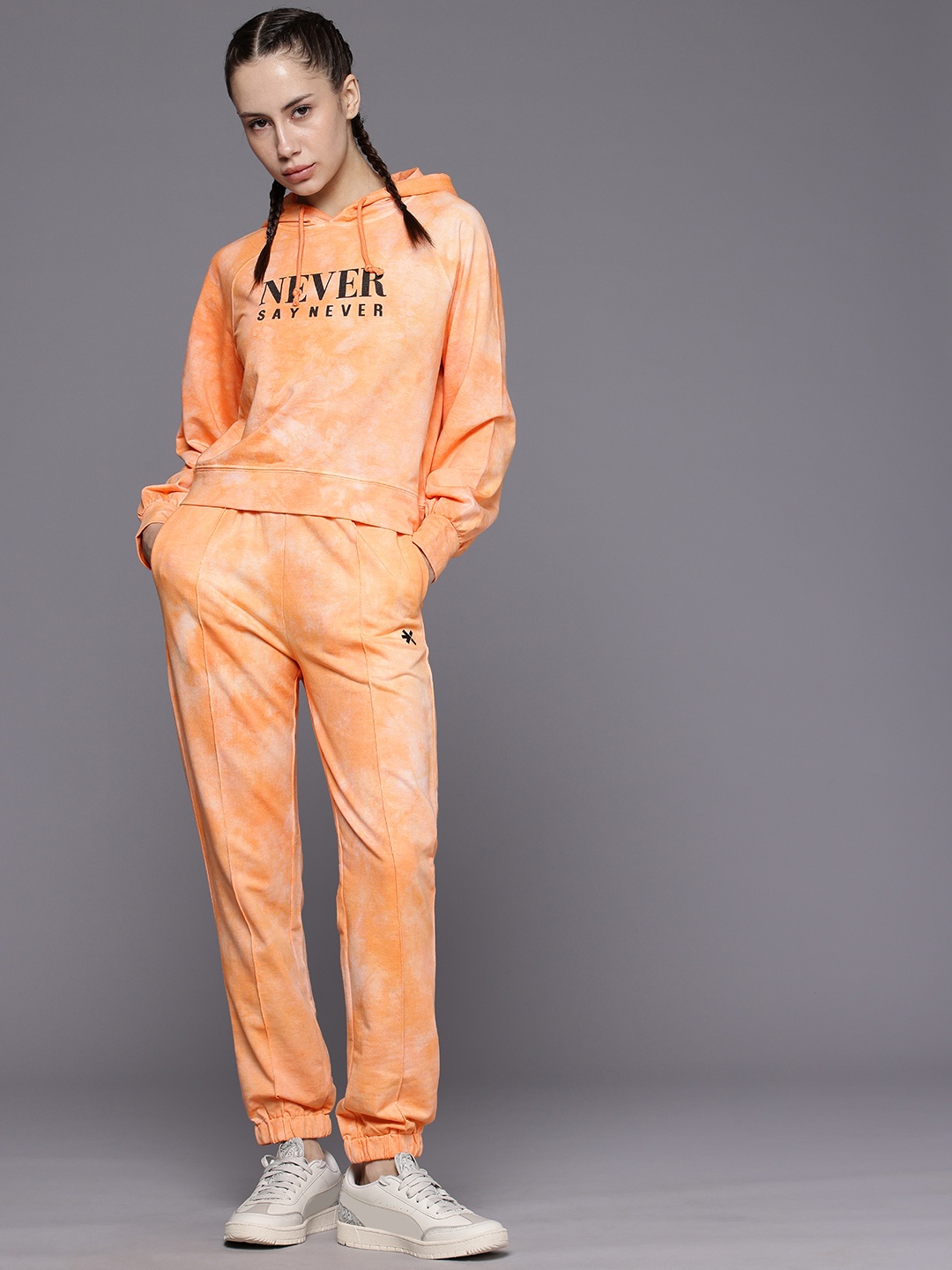 

HRX by Hrithik Roshan Tie & Dye Printed Hooded Sweatshirt & Joggers, Orange