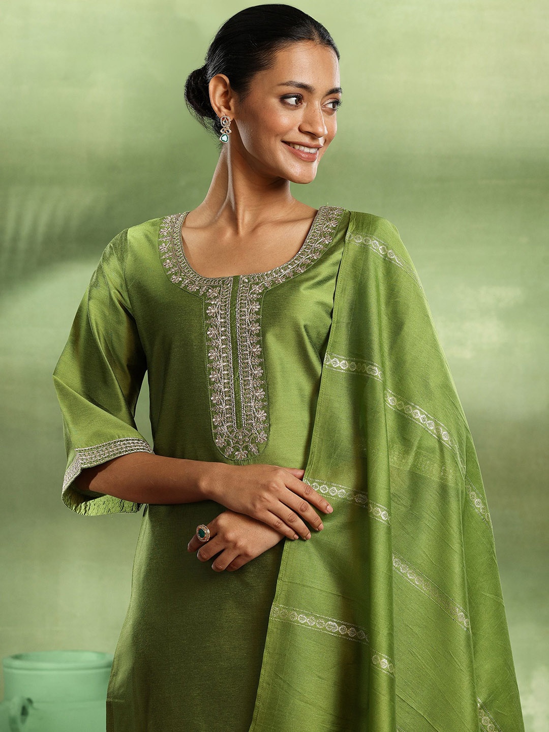 

Libas Ethnic Motifs Yoke Design Straight Kurta with Trouser & Dupatta, Green