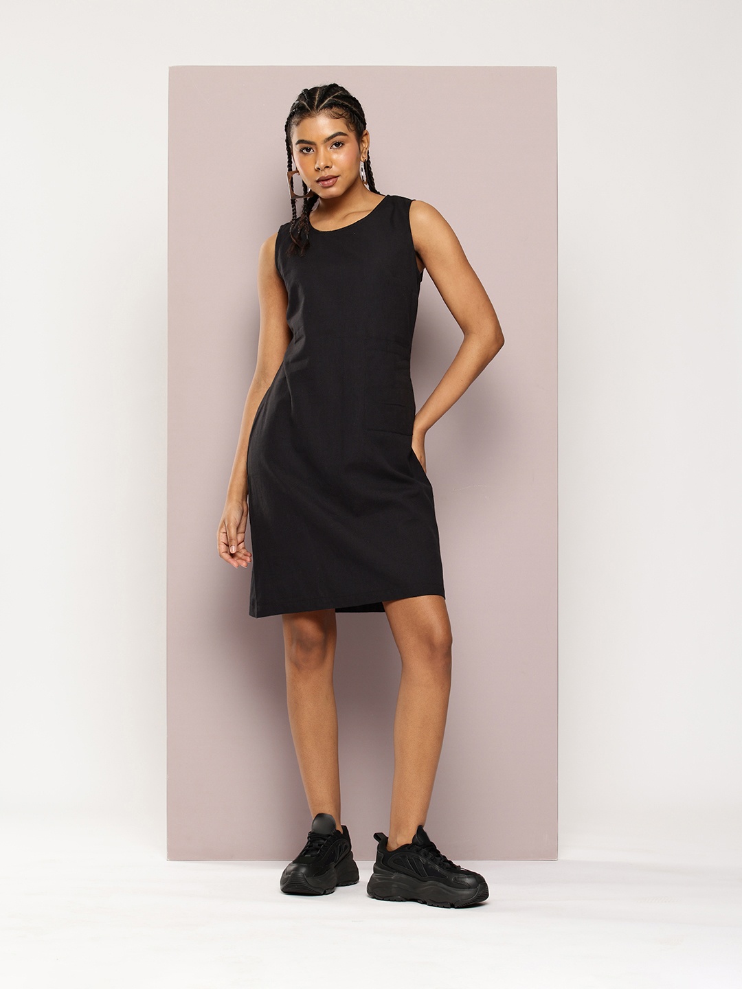 

DILLINGER Solid Pure Cotton Shift Dress with Patch Pocket, Black
