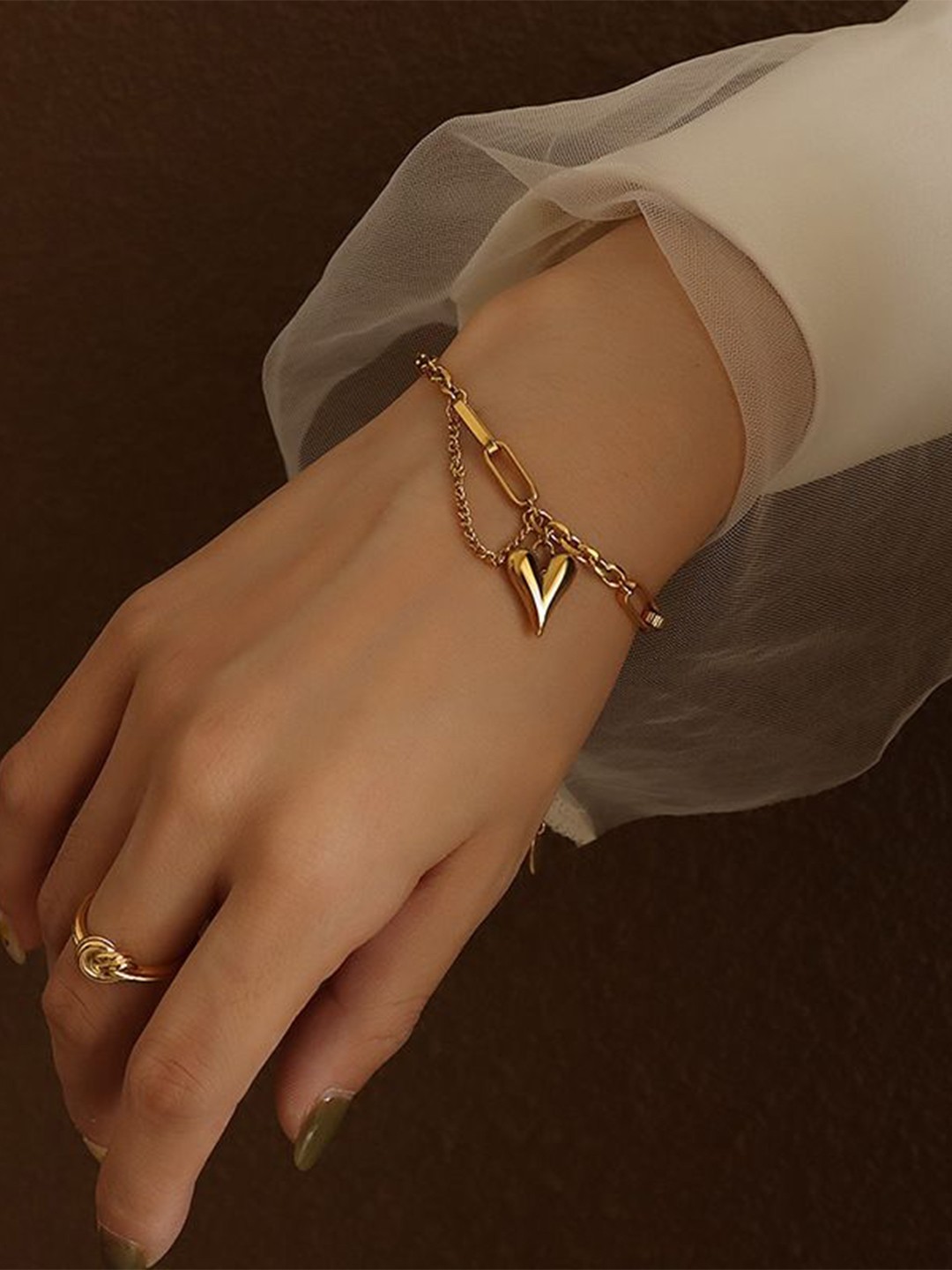 

Just Lil Things Gold-Plated Link Bracelet