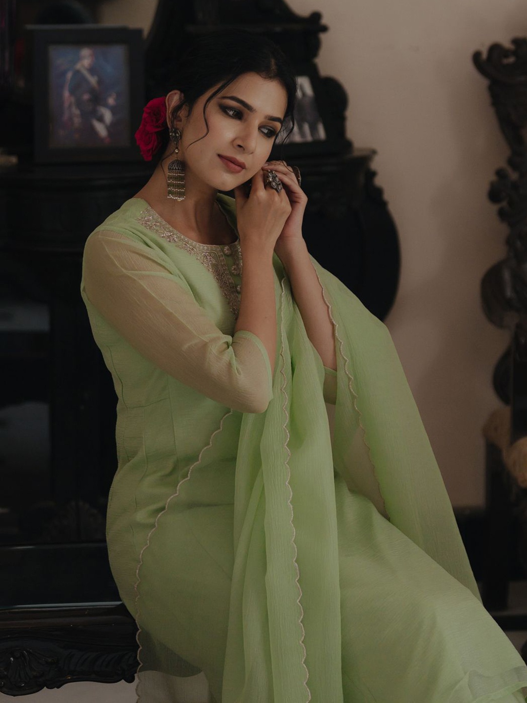 

anayna Women Embroidered Panelled Kurta with Trousers & With Dupatta, Green