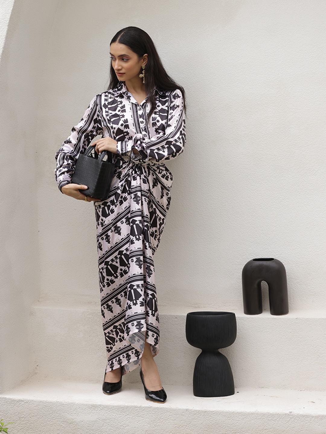 

Tasya India Long Sleeves Printed Shirt & Skirt Co-Ords, White