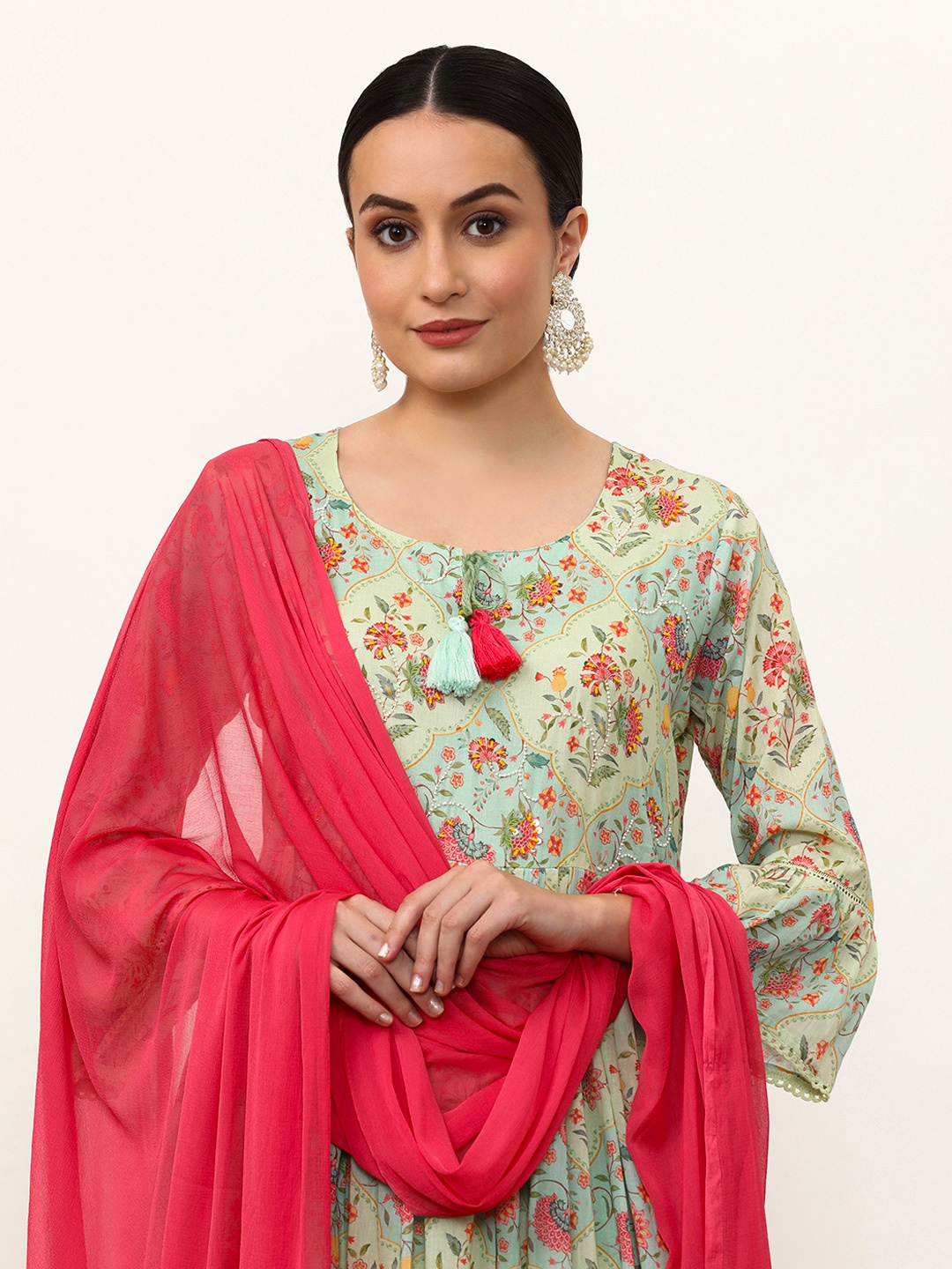 

Jaipur Kurti Women Floral Embroidered Regular Beads and Stones Pure Cotton Kurta with Trousers & With Dupatta, Green