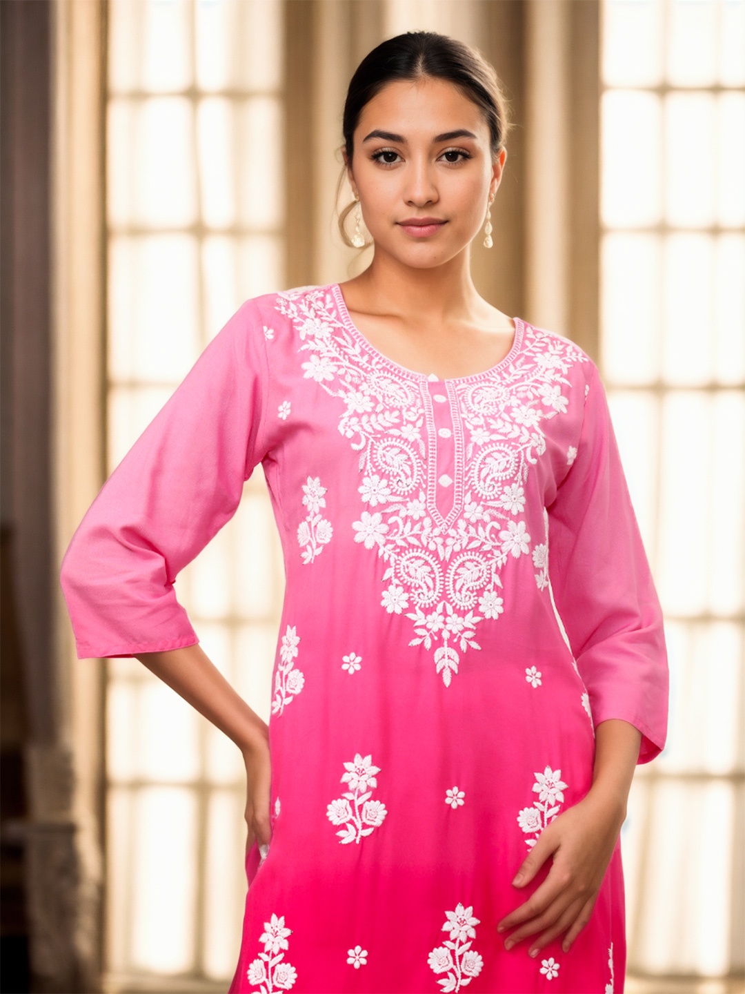 

Jaipur Kurti Women Floral Embroidered Thread Work Kurta, Pink