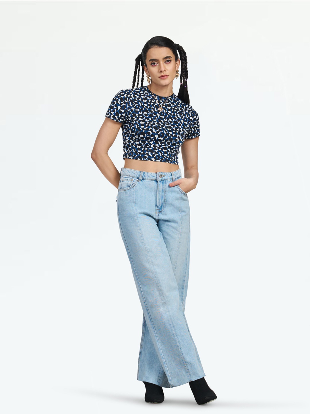 

LOVEGEN Women Printed Round Neck Crop Top, Navy blue