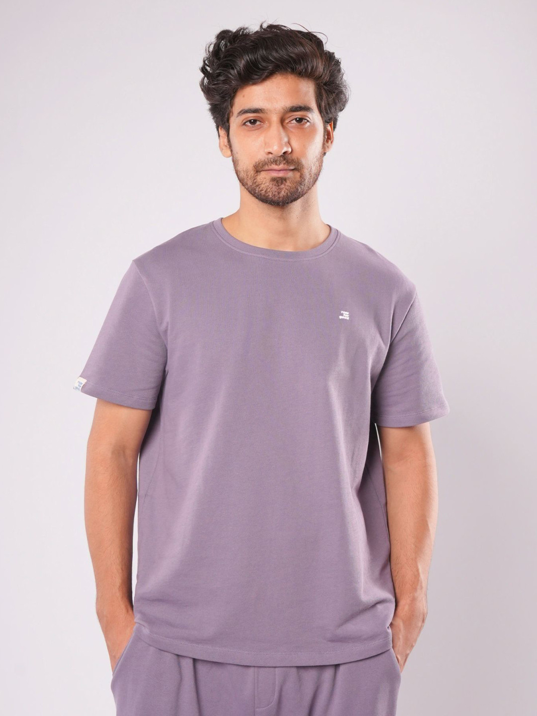 

ROAR FOR GOOD Men Organic Cotton Solid Round Neck T-shirt, Purple