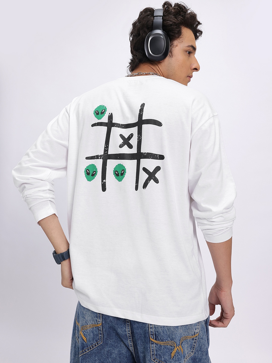 

glitchez Tic Tac Edge Printed Oversized T-shirt, White
