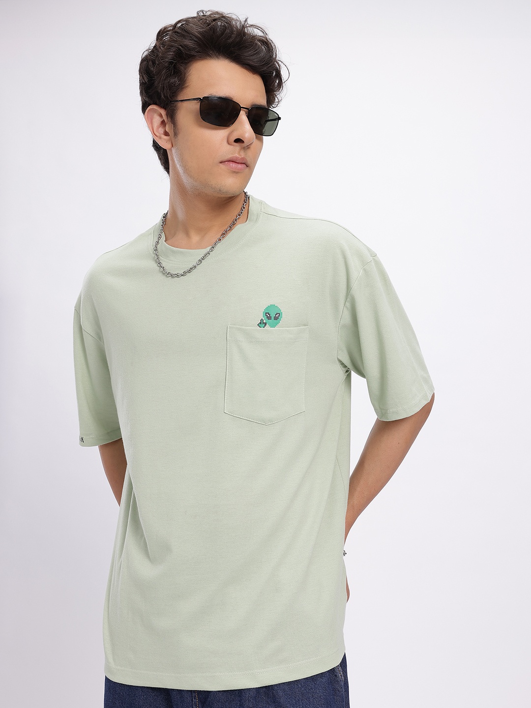 

glitchez Alien Antics Oversized T-shirt, Green