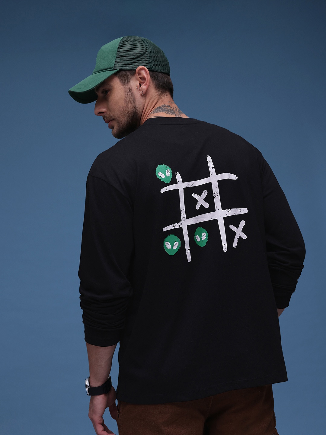 

glitchez Tic-Tac-Toe Oversized Fit Printed T-shirt, Black