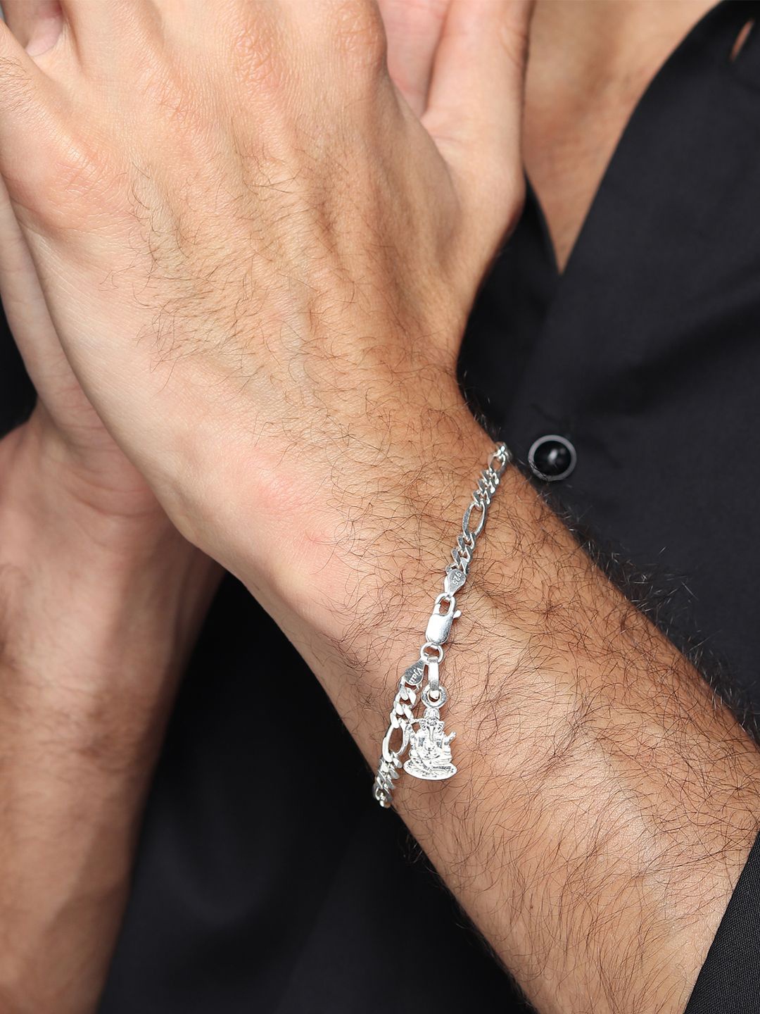 

AKSHAT SAPPHIRE Men 92.5 Sterling Silver Ganesh ji Pendant With Link Bracelet