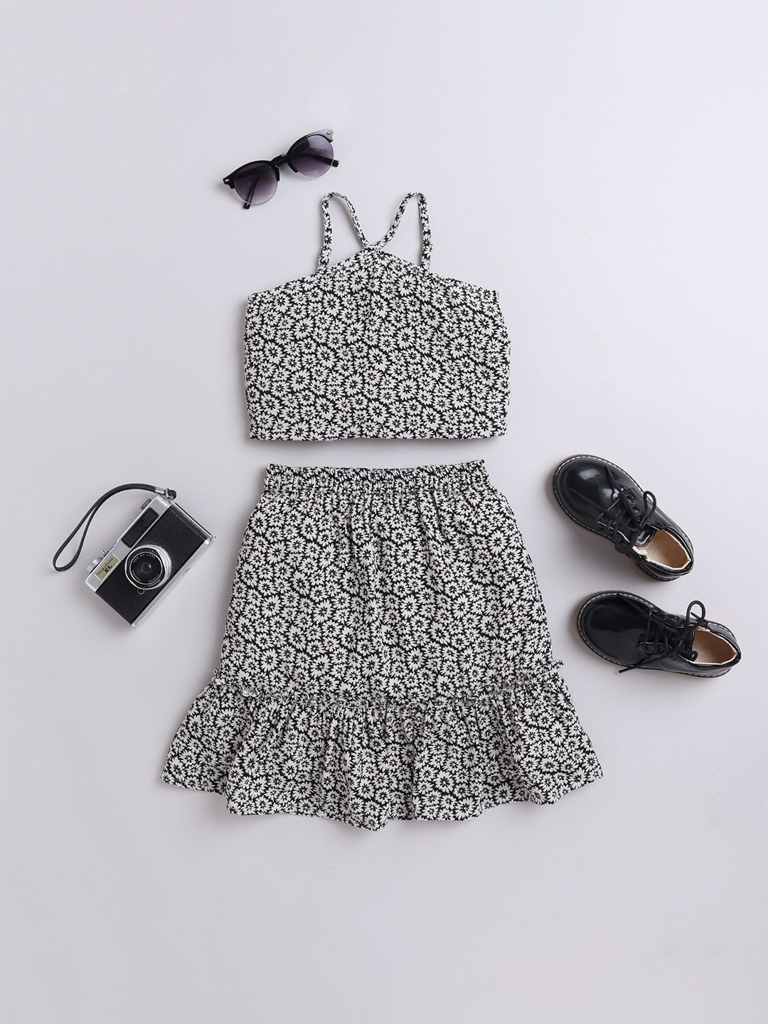 

taffykids Girls Floral Printed Shoulder Straps Top With Skirt, Black