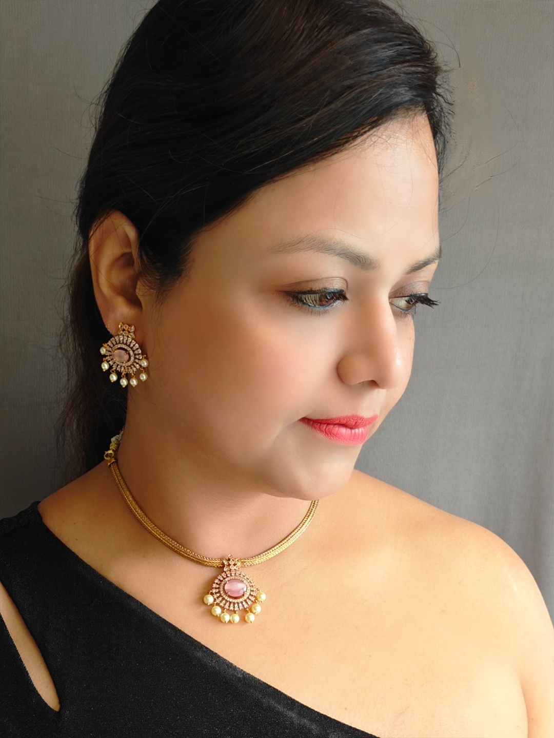 

GRIIHAM Premium Gold-Plated CZ-Stpne Studded & Pearls Beaded Jewellery Set