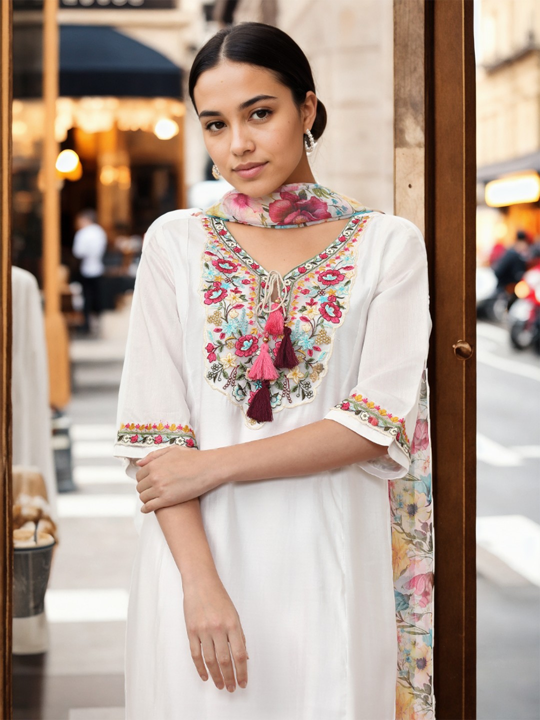 

Jaipur Kurti Women Ethnic Motifs Embroidered Regular Thread Work Kurta with Trousers & With Dupatta, White