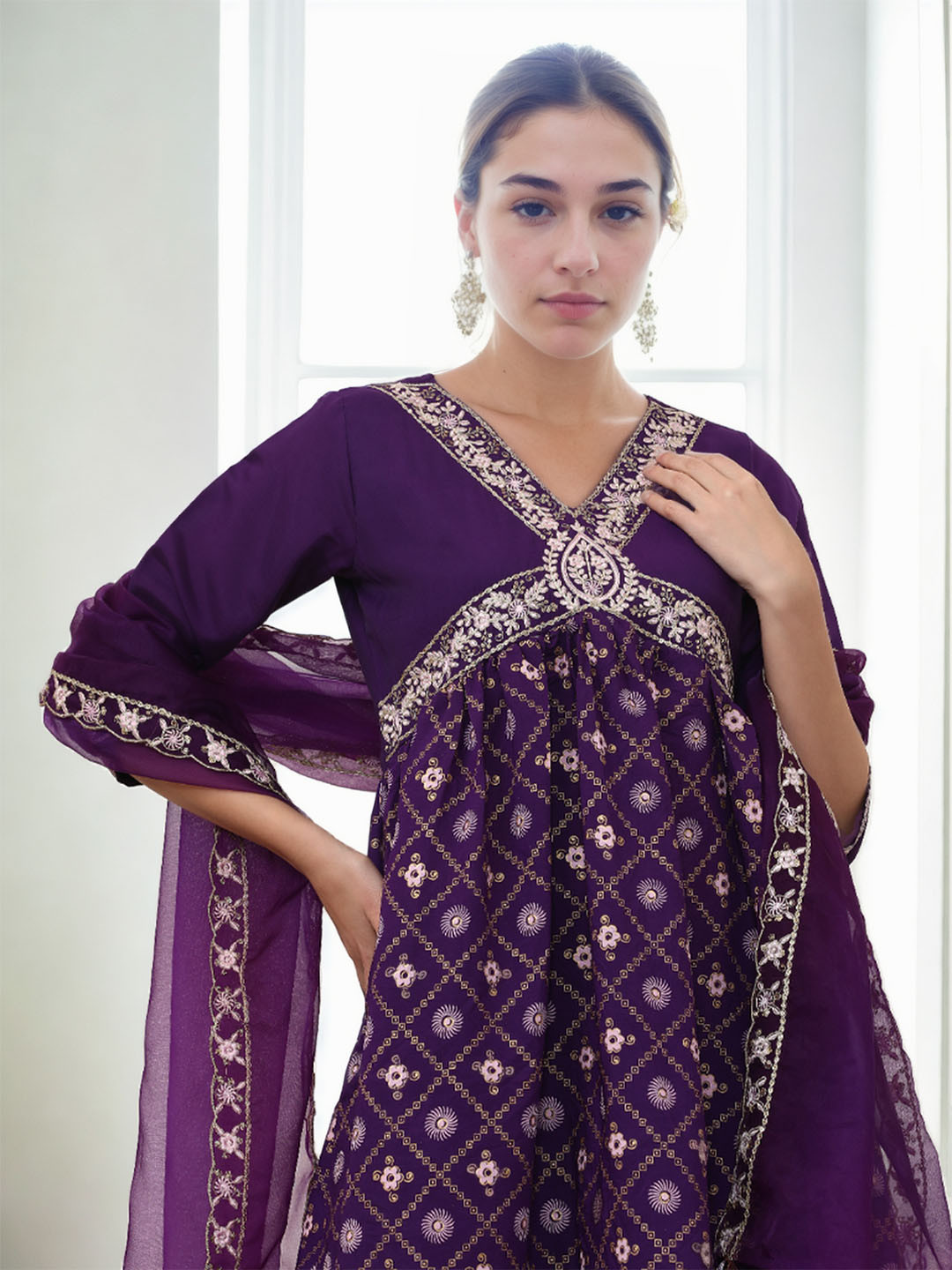 

Jaipur Kurti Women Ethnic Motifs Embroidered Empire Thread Work Chanderi Cotton Kurta with Trousers & With, Violet