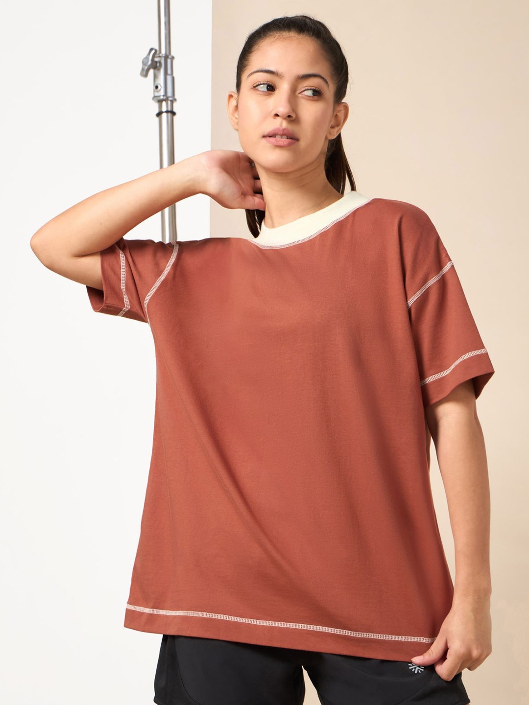 

CULT Women's Rust Relaxed Lounge T-shirt