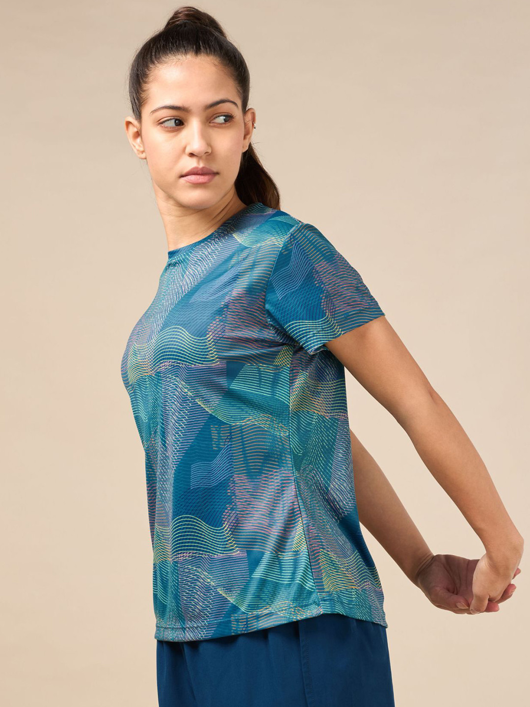 

CULT Women's Blue High Energy Line Training T-shirt