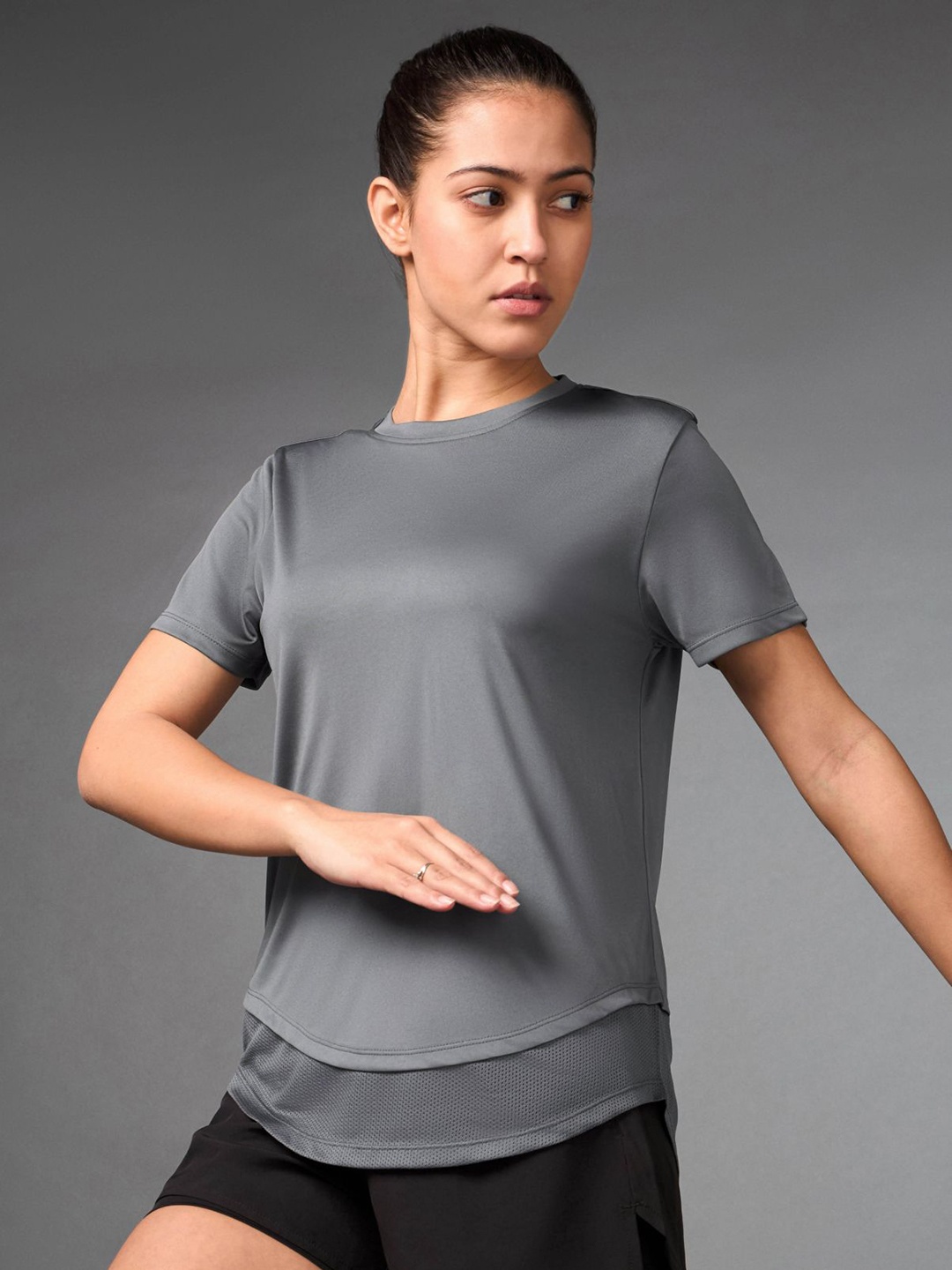 

CULT Women's Layered Hem Grey Running Top