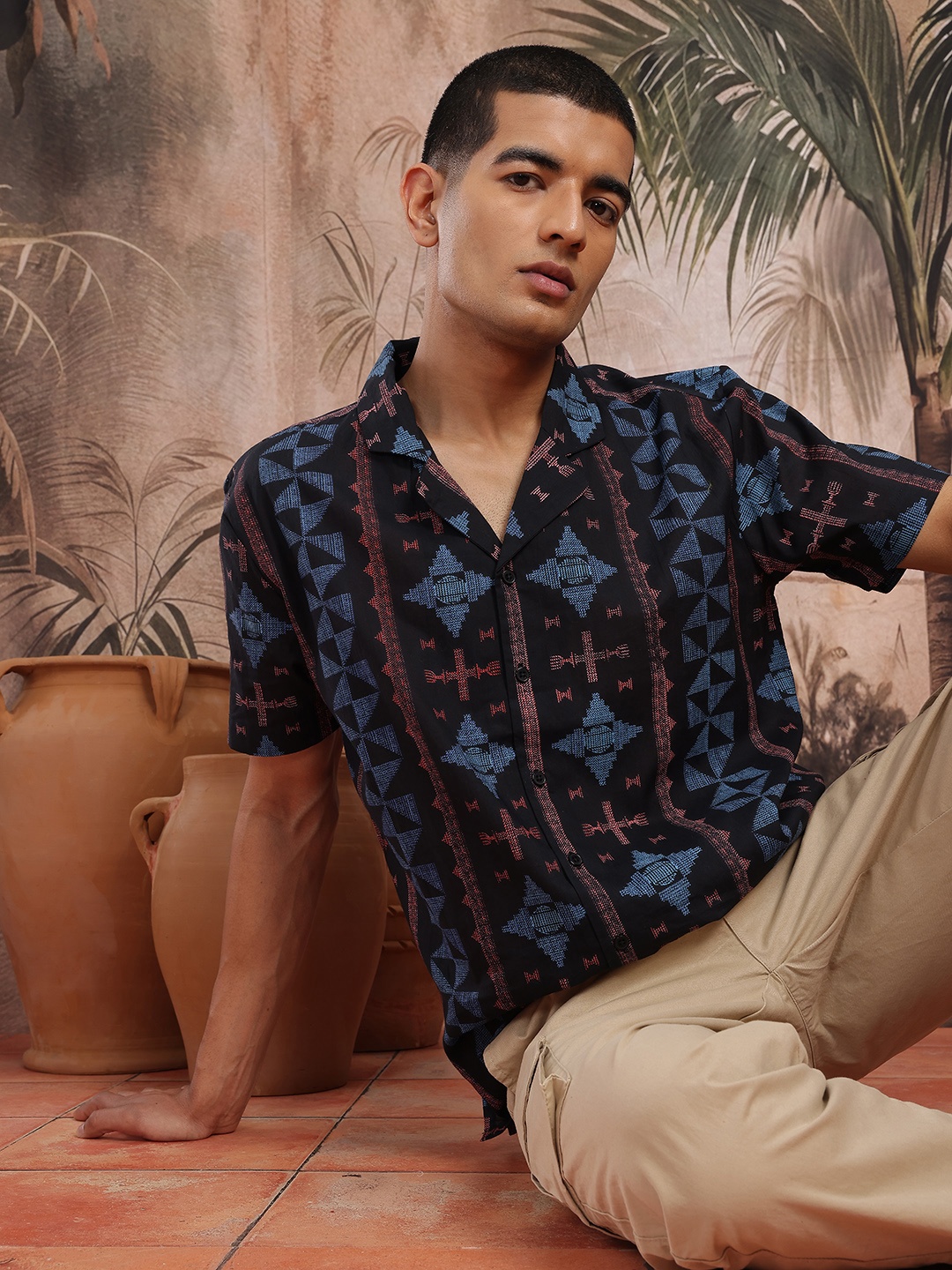 

Sangria Opaque Printed Casual Shirt, Black