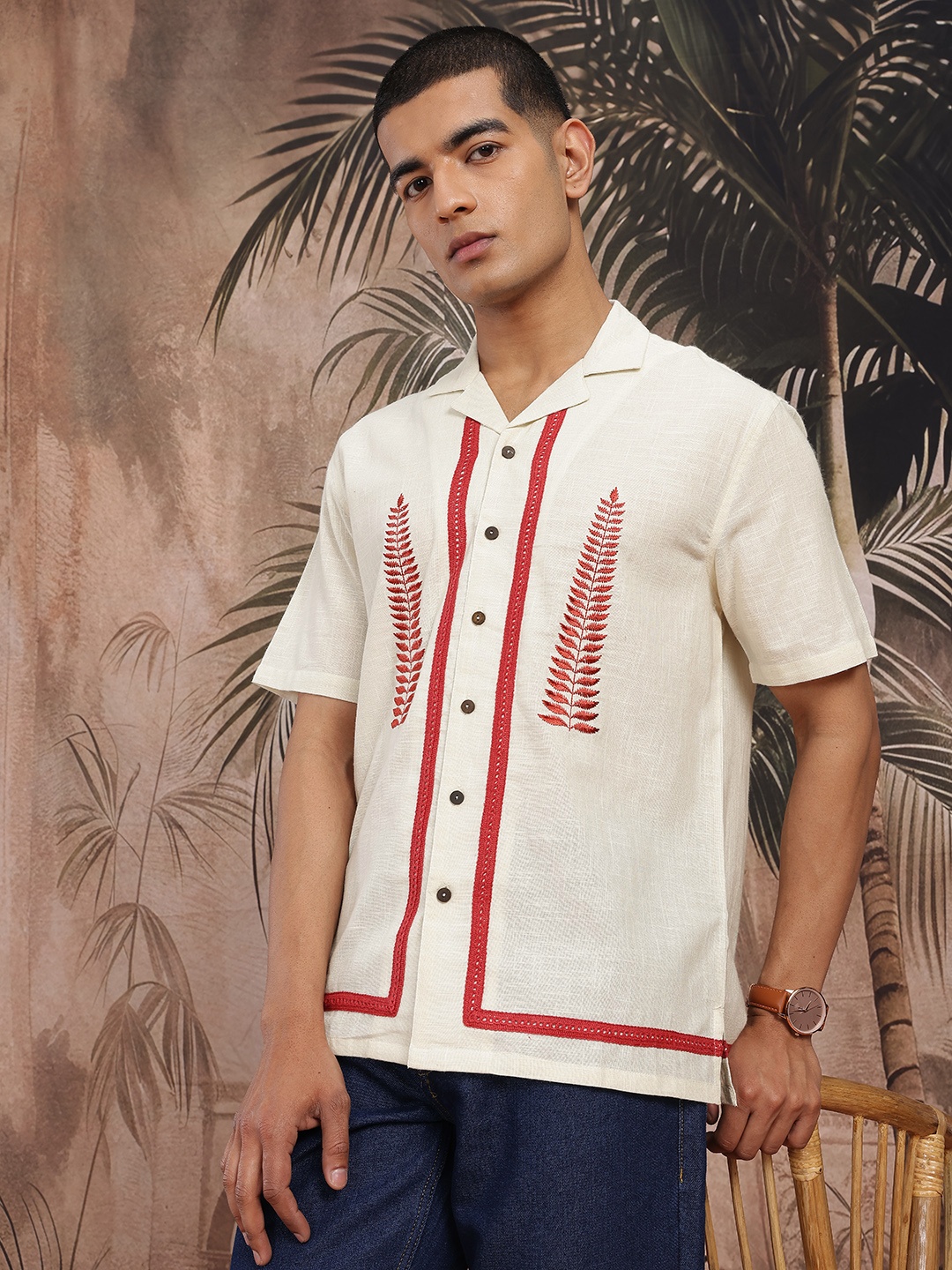 

Sangria Ethnic Motifs Printed Pure Cotton Casual Shirt, White