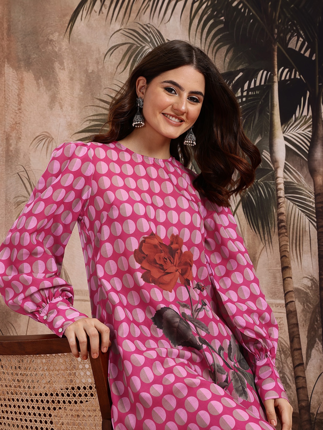 

Sangria Women Printed Regular Kurta with Trousers, Pink
