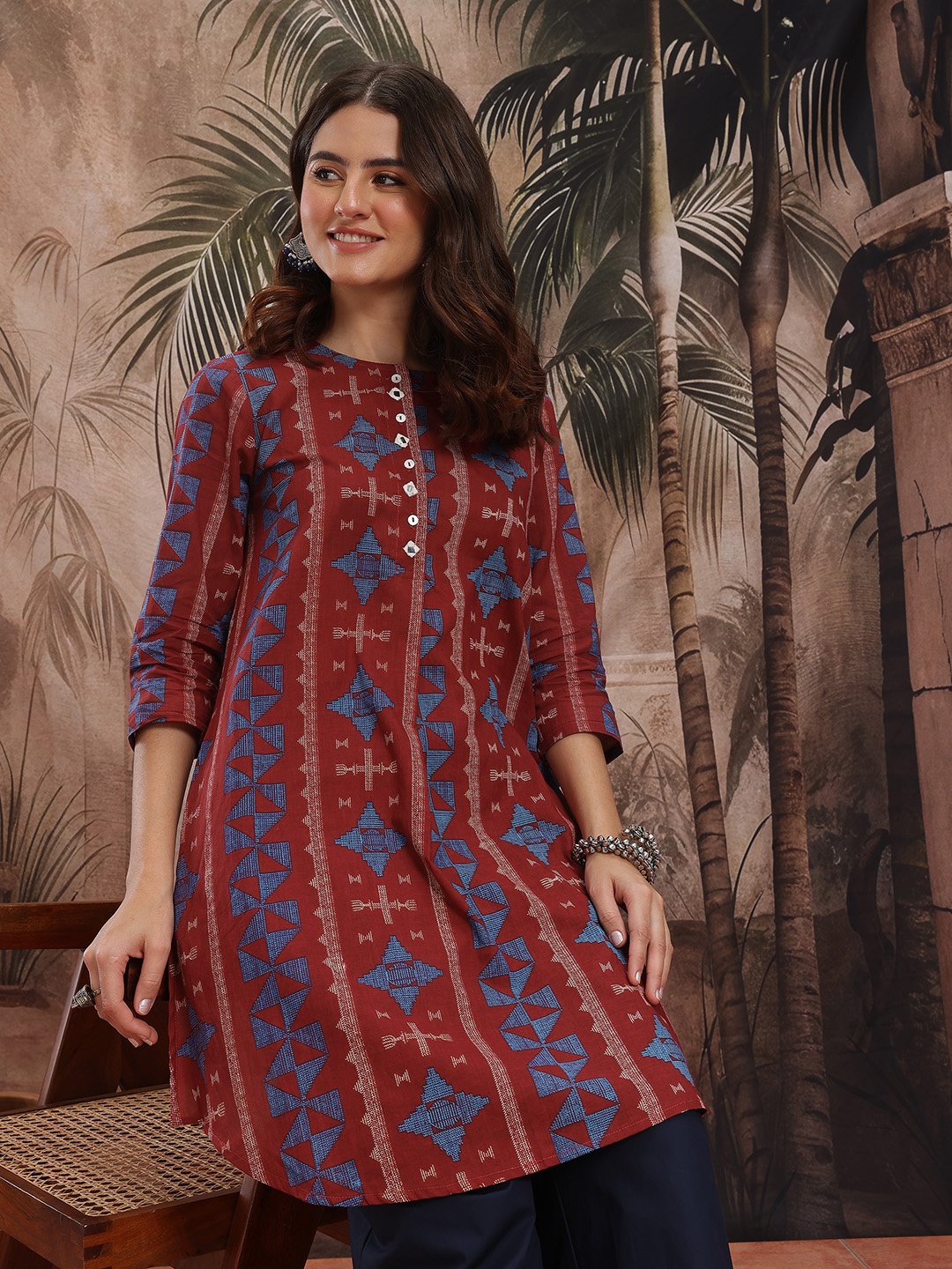 

Sangria Women Ethnic Motifs Printed Pure Cotton Kurta, Red