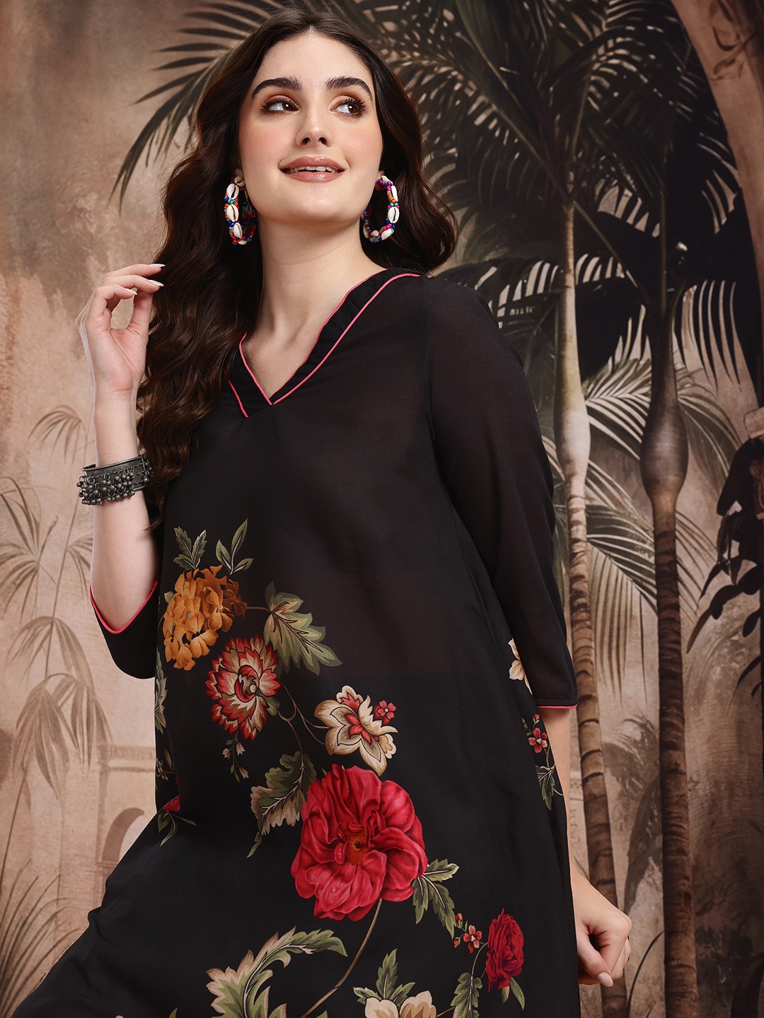 

Sangria Floral Printed A-line Kurta with Trousers, Black