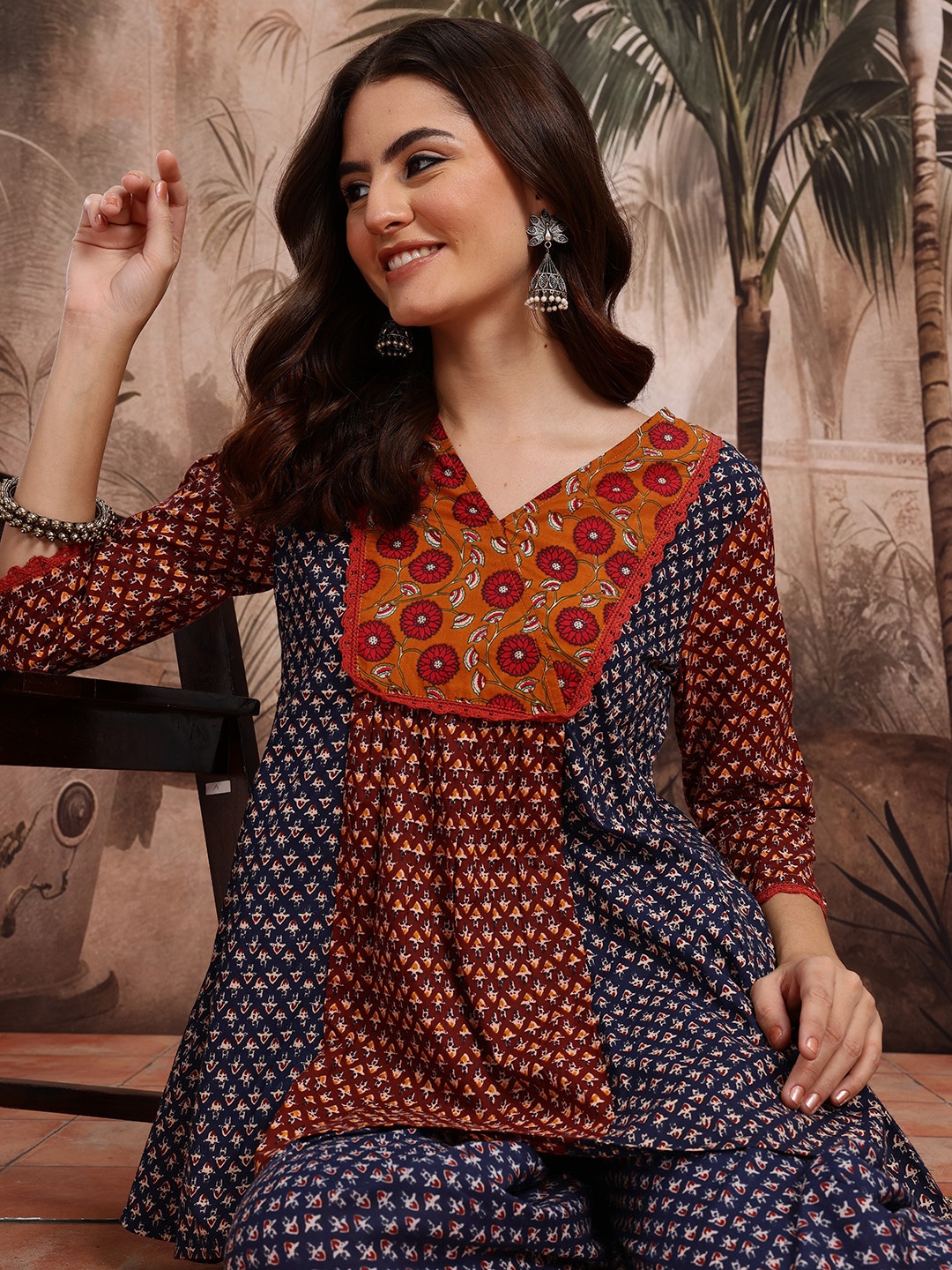

Sangria Ethnic Motifs Print Pure Cotton Panelled Detail A-Line Top with Palazzos, Navy blue