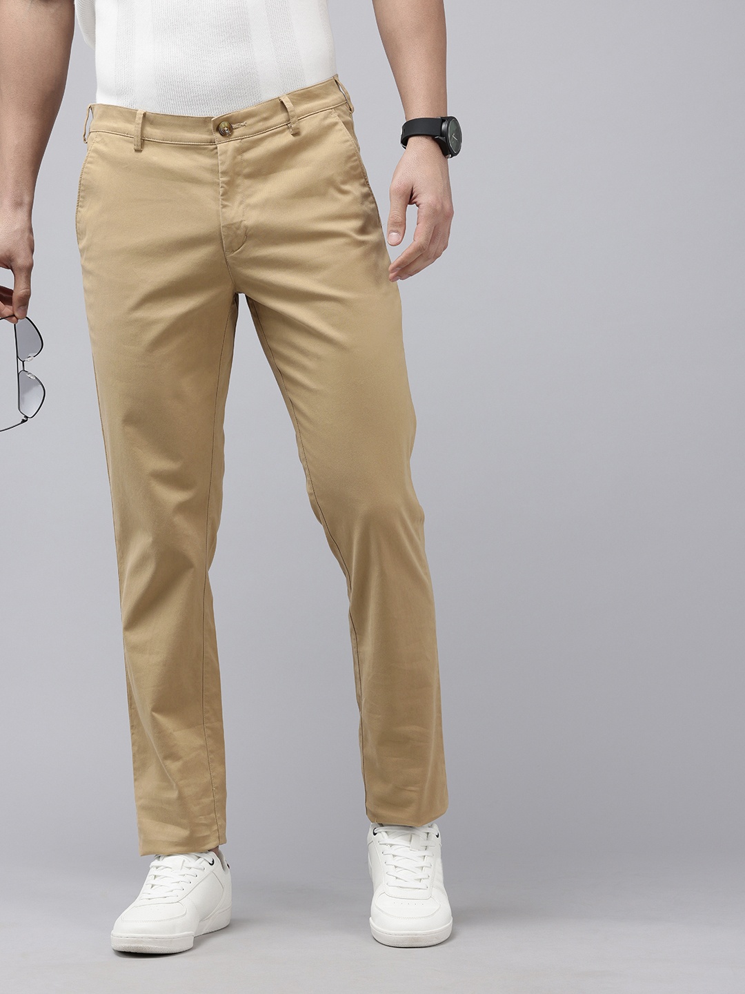 

ColorPlus Men Slim Fit Chinos Trousers, Khaki