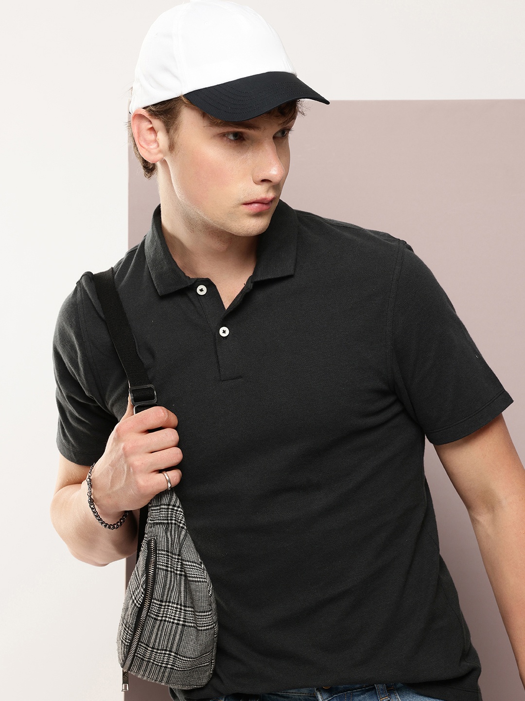 

Kook N Keech Solid Polo Collar Pure Cotton T-shirt, Black