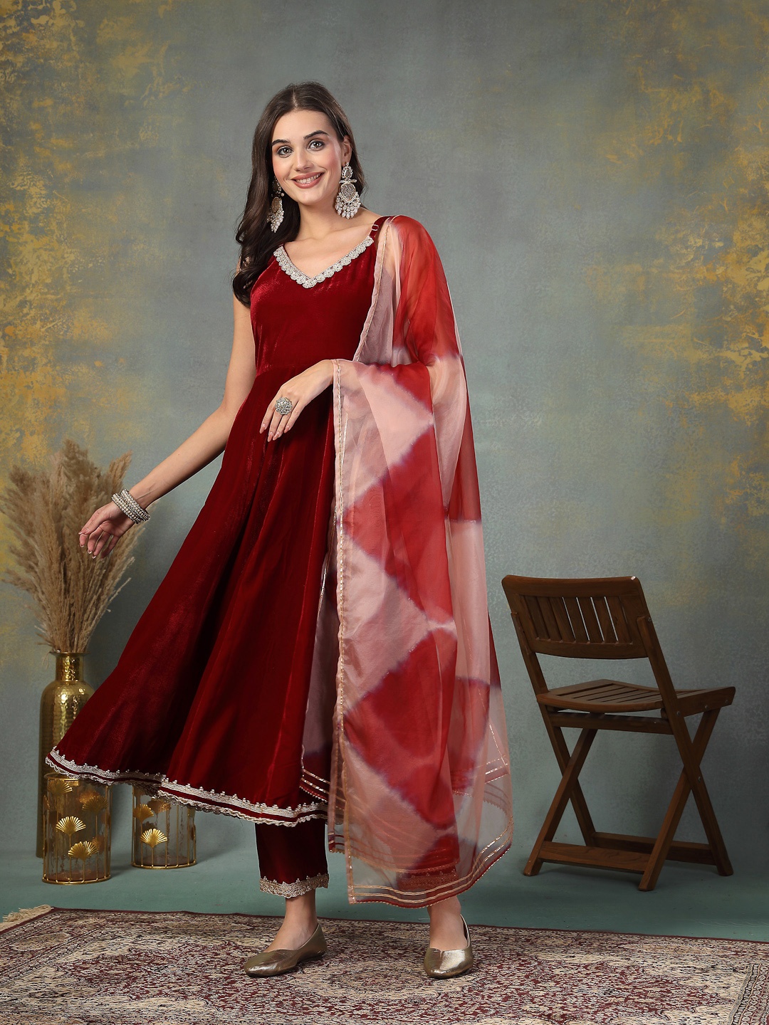 

Stylum Women Ethnic Motifs Embroidered Empire Velvet Kurta with Trousers & With Dupatta, Maroon