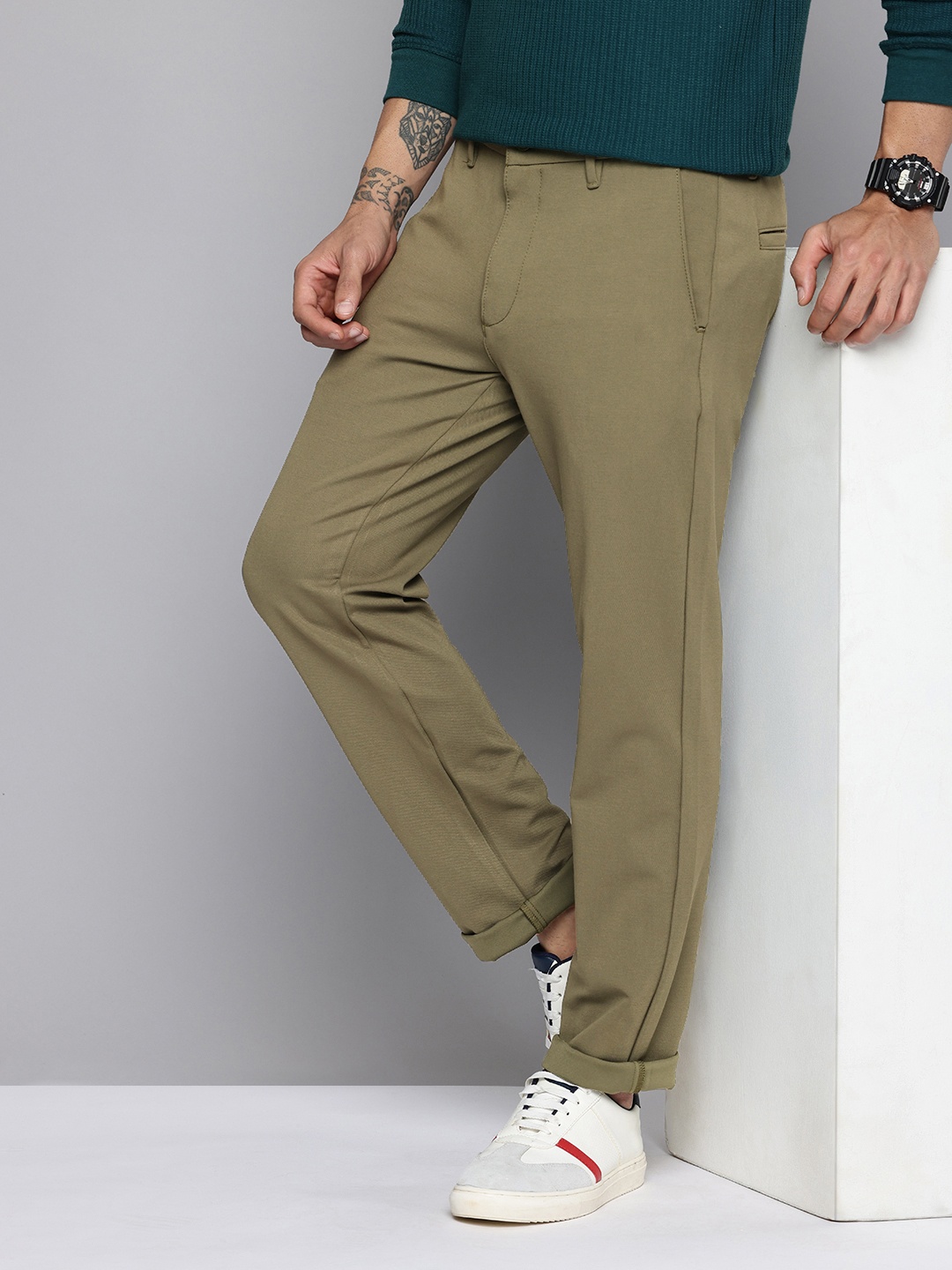 

Levis Men Slim Fit Trousers, Olive