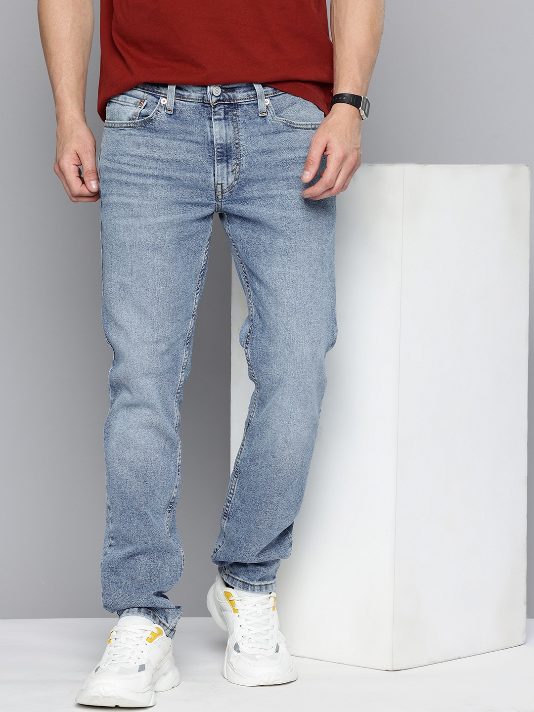 

Levis Men 511 Slim Fit Light Fade Stretchable Jeans, Blue