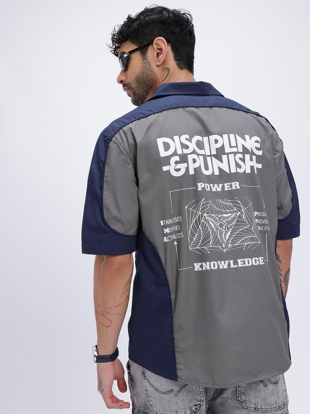 

glitchez Cool Graphic Colourblocked Printed Relaxed Fit Shirt, Charcoal