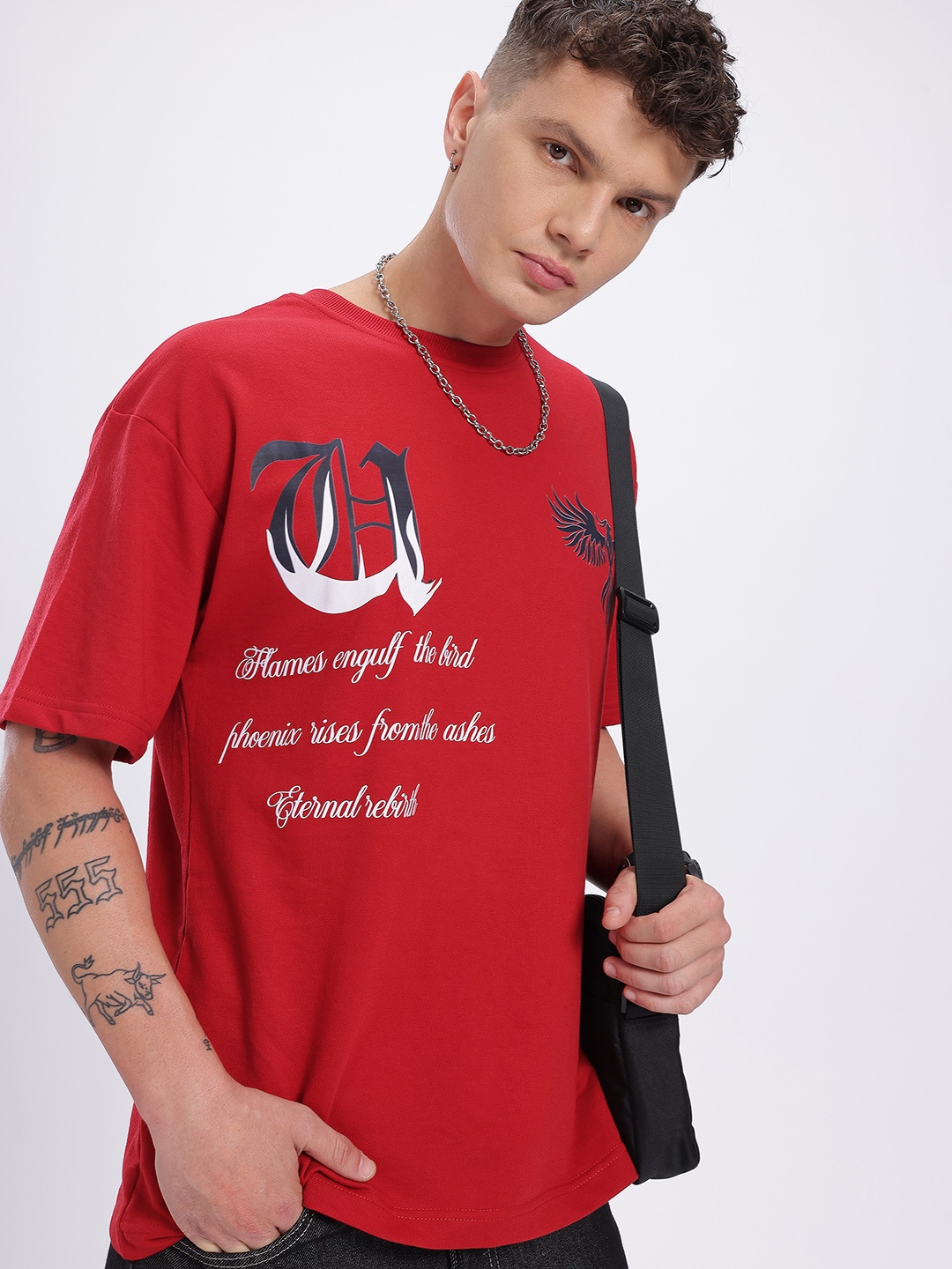 

glitchez Flow Script Printed Relaxed Fit T-shirt, Red