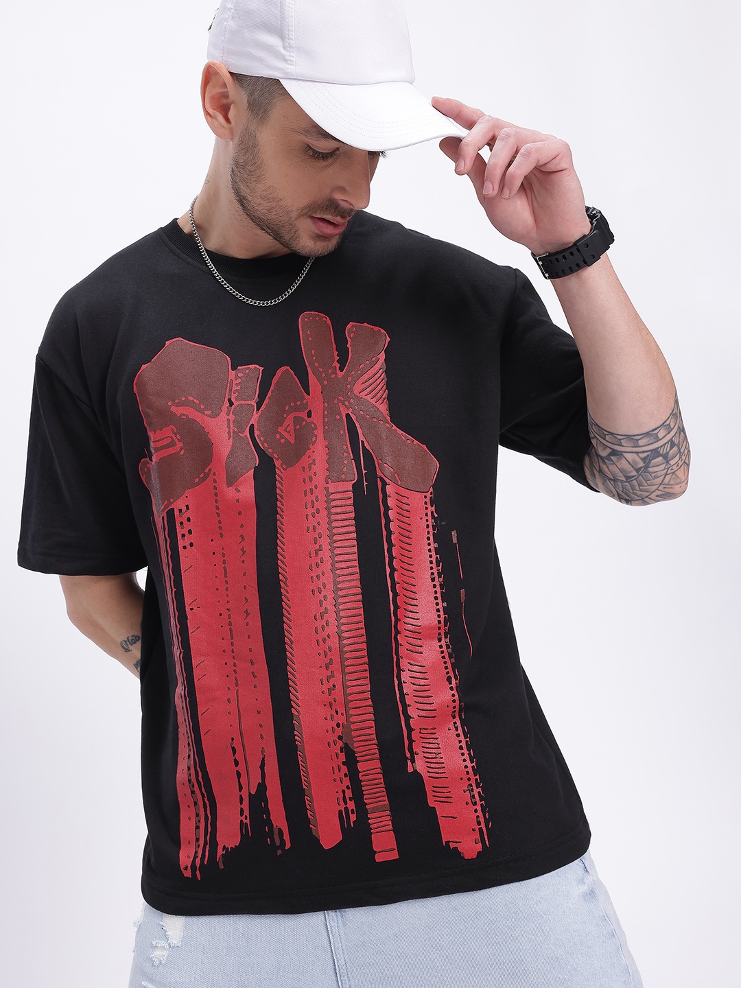 

glitchez Quirky Chronicles Printed Oversized Fit T-shirt, Black