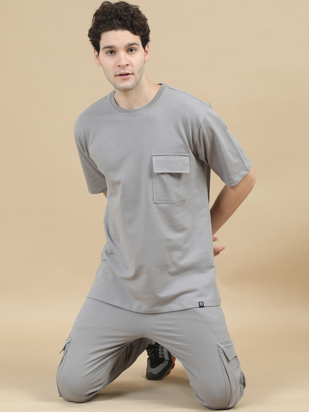 

Bushirt Round Neck T-shirt & Jogger Co-Ords, Grey