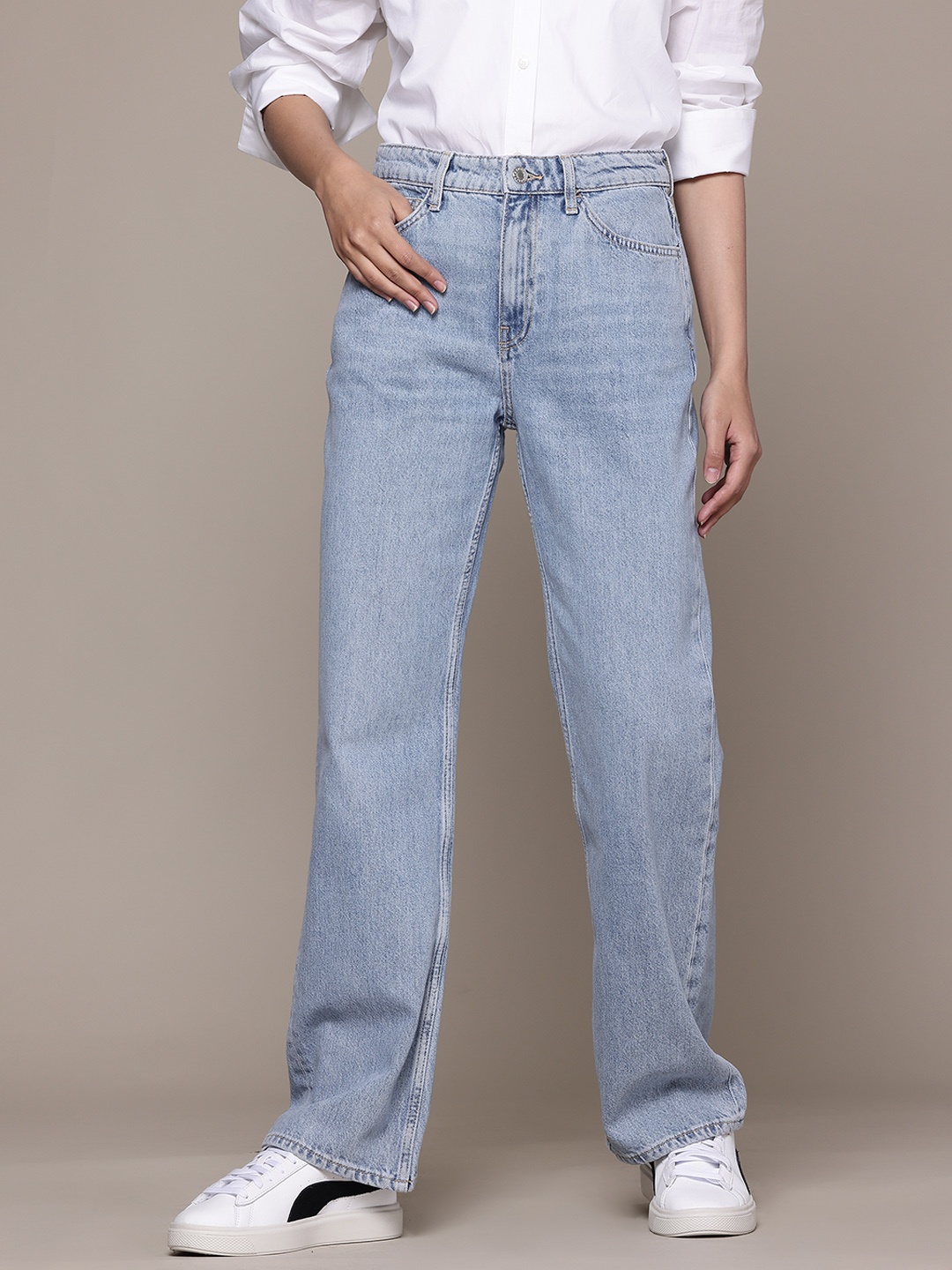 

MANGO Women Pure Cotton Straight Fit Jeans, Blue