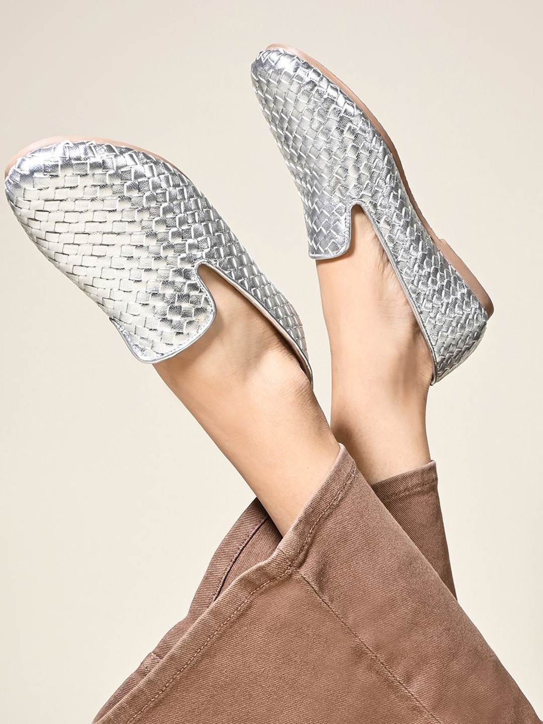 

SKO Women Loafers, Silver