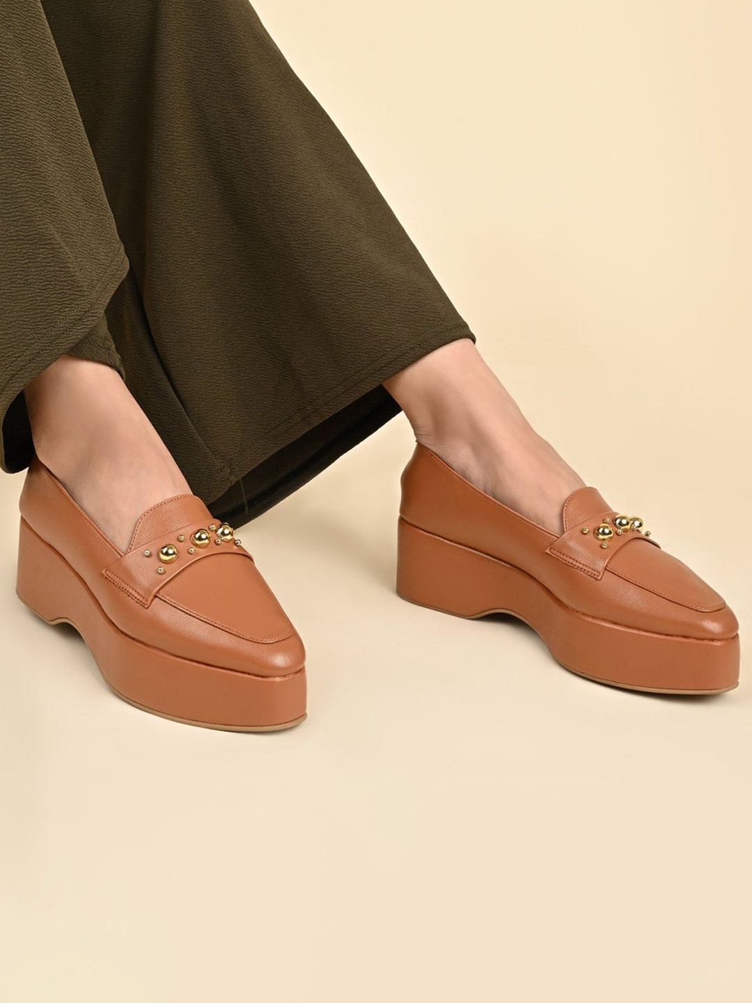 

SKO Women Loafers, Tan