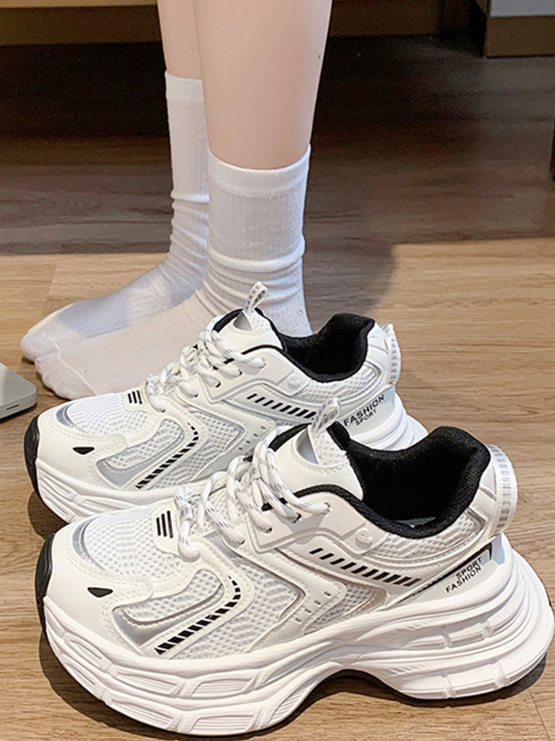 

LULU & SKY Women Colourblocked PU Sneakers, White