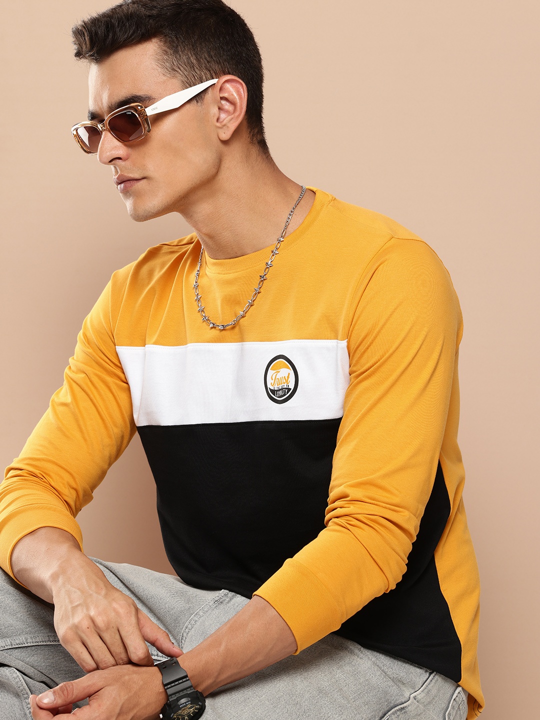

Difference of Opinion Pure Cotton Colourblocked Casual T-shirt, Yellow
