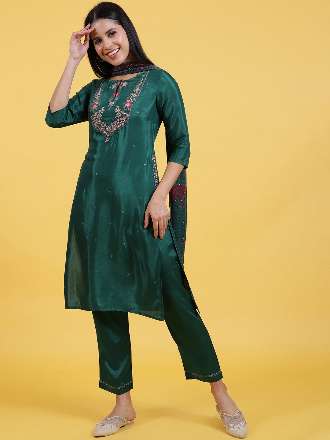 

W Women Embroidered Kurta with Trousers & With Dupatta, Green