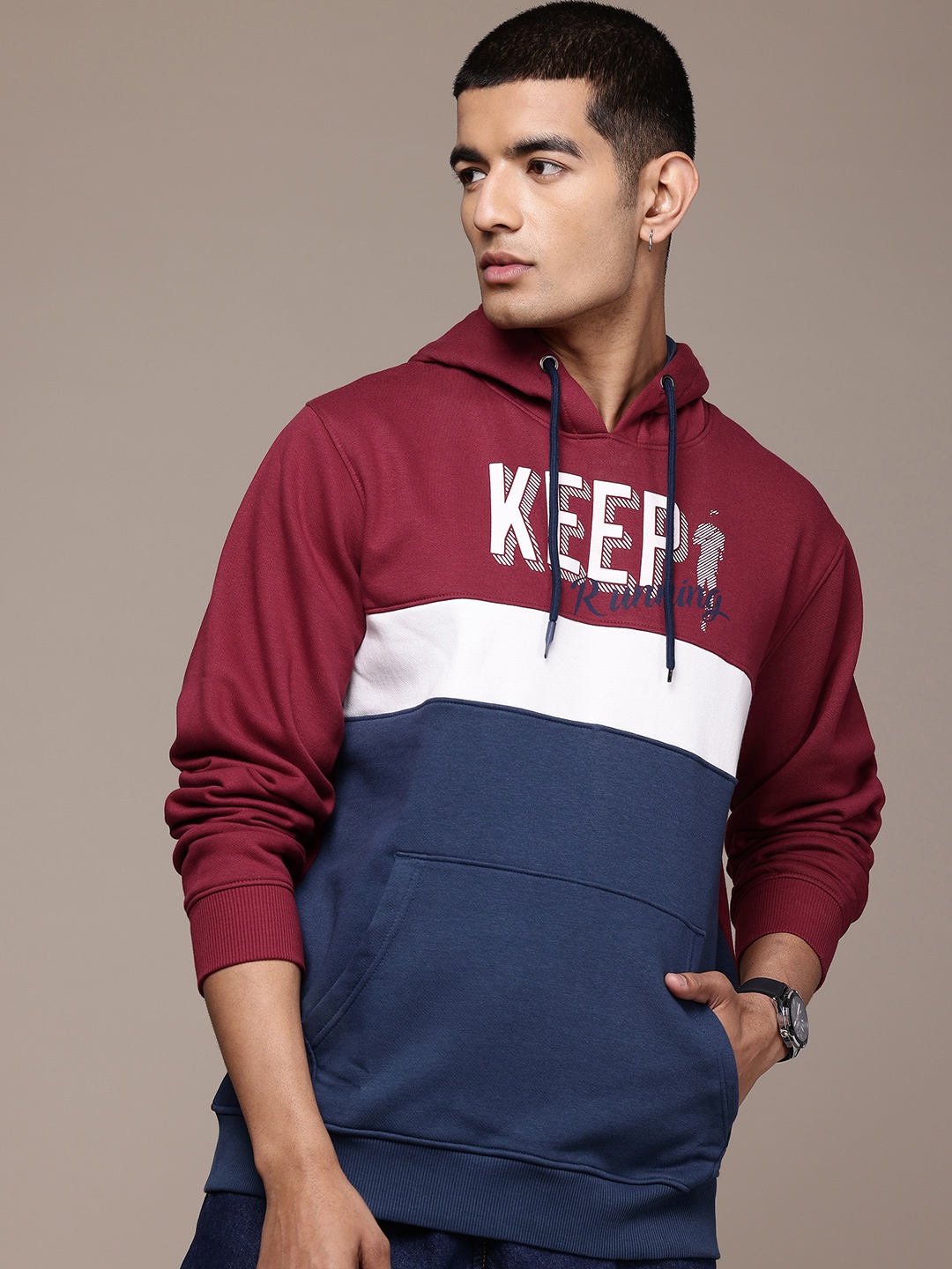 

The Roadster Lifestyle Co. Colourblocked Hooded Pullover with Typography Detail, Maroon