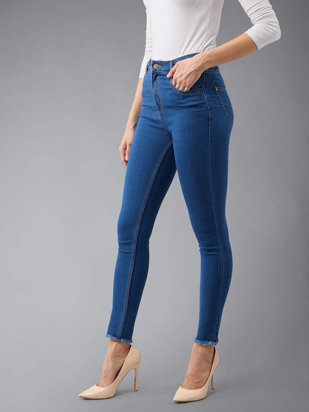 

DOLCE CRUDO Women Skinny Fit High-Rise Stretchable Jeans, Blue